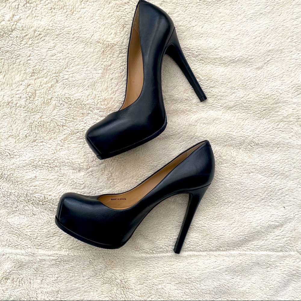 Pour la victoire black leather pumps - size 6.5